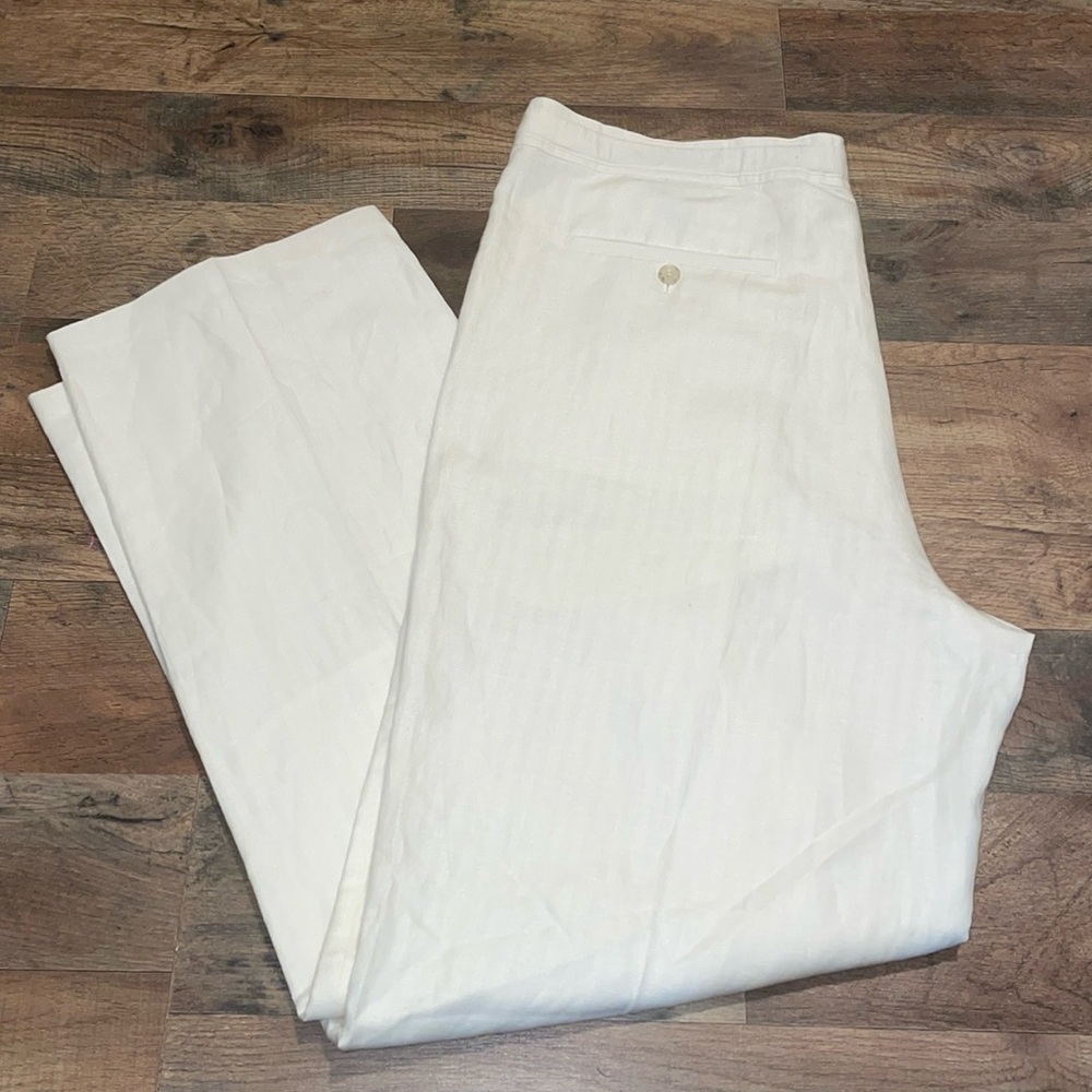 NWT Claiborne Linen/Cotten Blend Pants with draw string waist. Size Large.